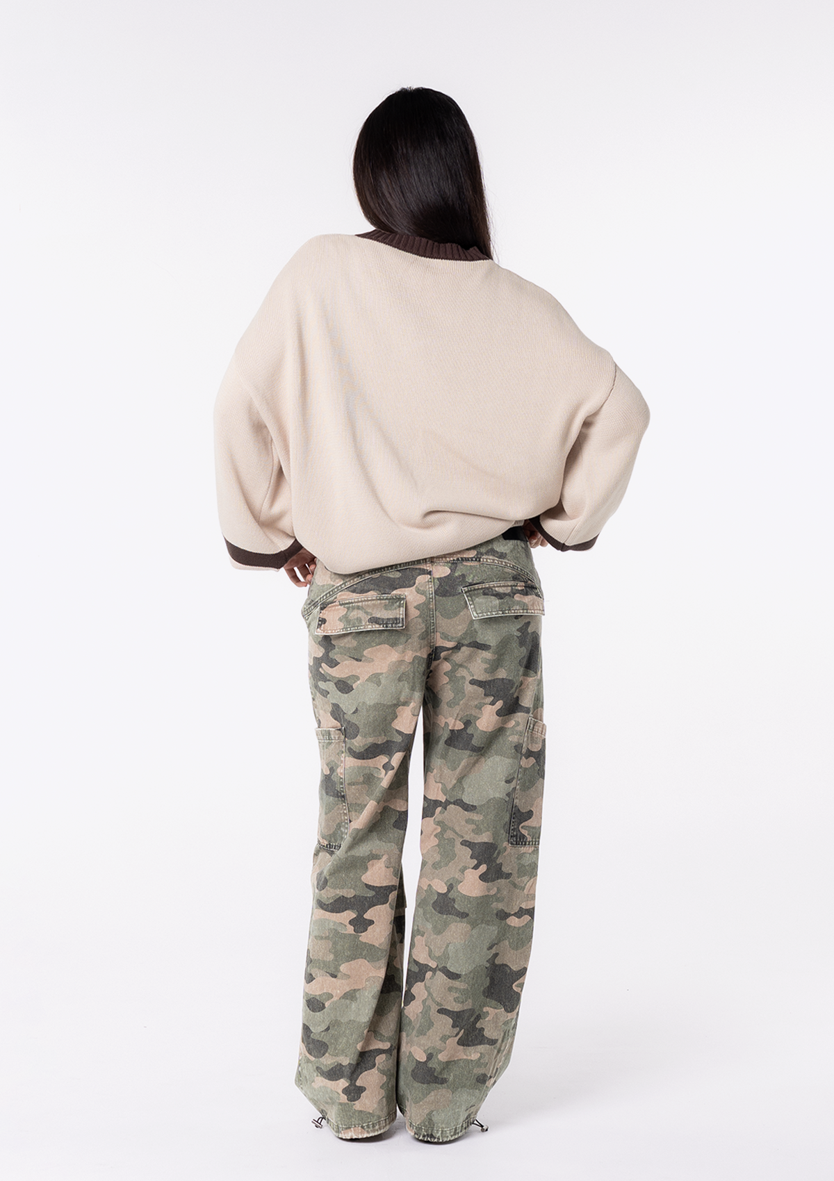 SAL KNIT SWEAT