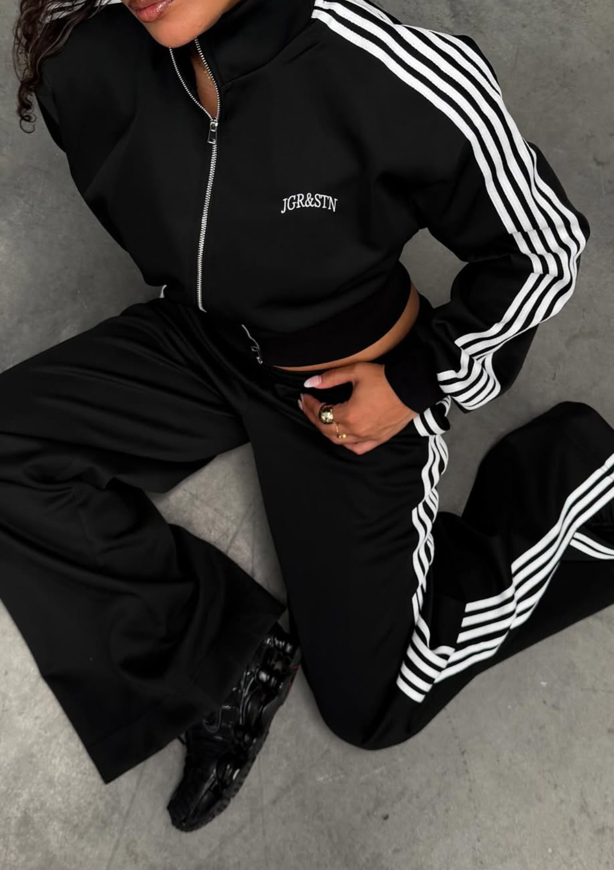 Iris Track Pant - Black